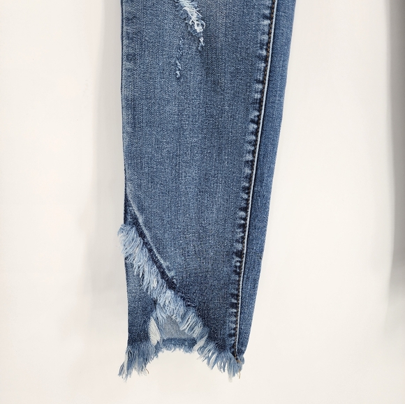 Judy Blue NWT Mid Rise Skinny Fit Jeans Frayed Hem 3/26 - Picture 3 of 14